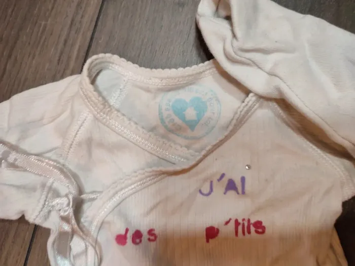 Lot 2 bodies 00 à naissance - photo numéro 2