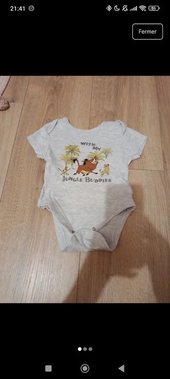Body manches courtes 6-9 mois 