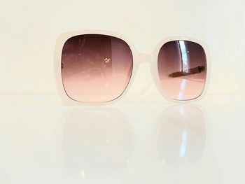 Lunette de soleil femme blanche verres dégradés UV protection catégorie 2