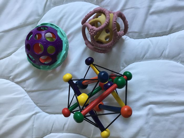 Lot jouets eveil bebe