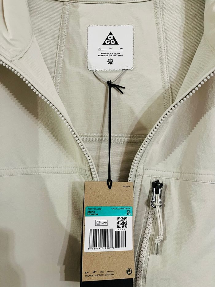Veste à enfiler / Pull Nike ACG Blanc - Taille XL - Neuf avec étiquette - photo numéro 3