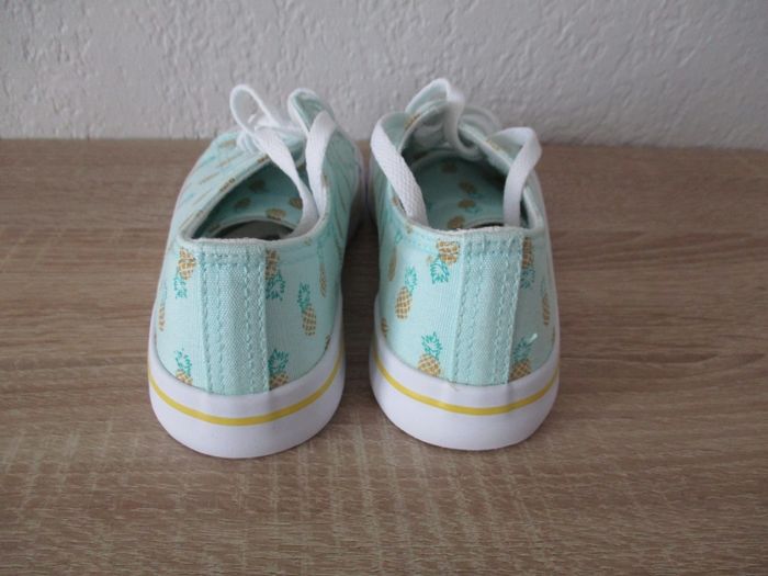 Basket en toile pointure 32 - photo numéro 4