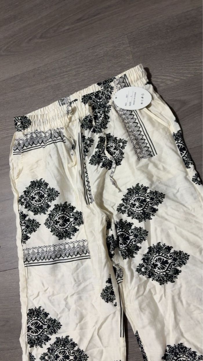 Pantalon neuf - photo numéro 4