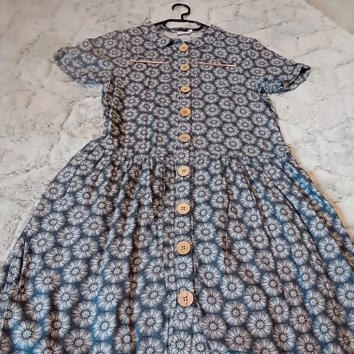 Superbe robe 14 ans 🌹 Orchestra 🌹 excellent état - photo numéro 5