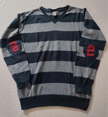 Pull fin col V 12 ans. Tape à l œil