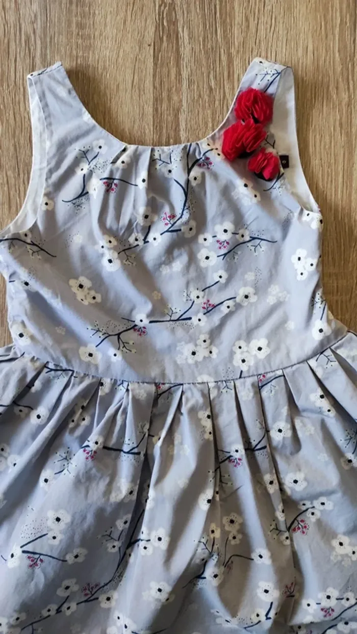 robe taille 4 ans - photo numéro 2