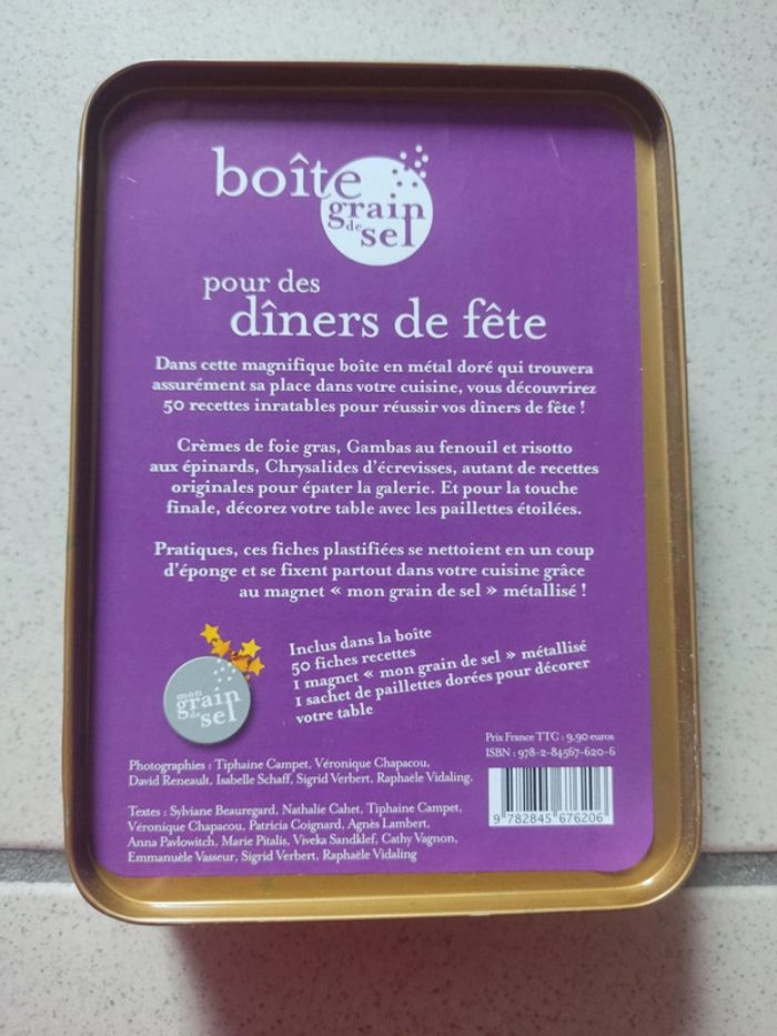 Petite boîte avec 50 recettes pour des dîners de fête - photo numéro 5
