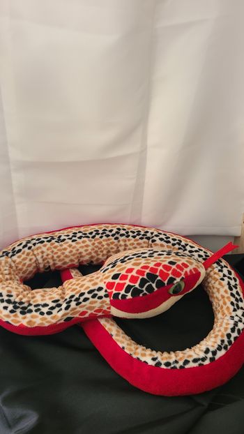 Wild Republic Plush Snake Écailles Rouges, Peluche Serpent