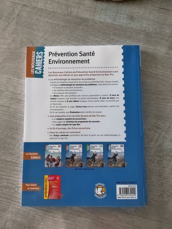Livre scolaire prévention santé environnement - photo numéro 3