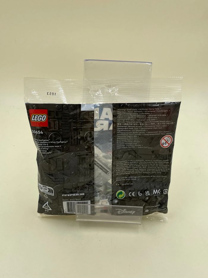 Lego Star Wars X-Wing StarFighter N•30654 neuf - photo numéro 2