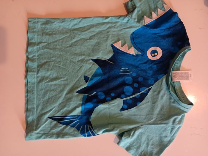 Tee shirt