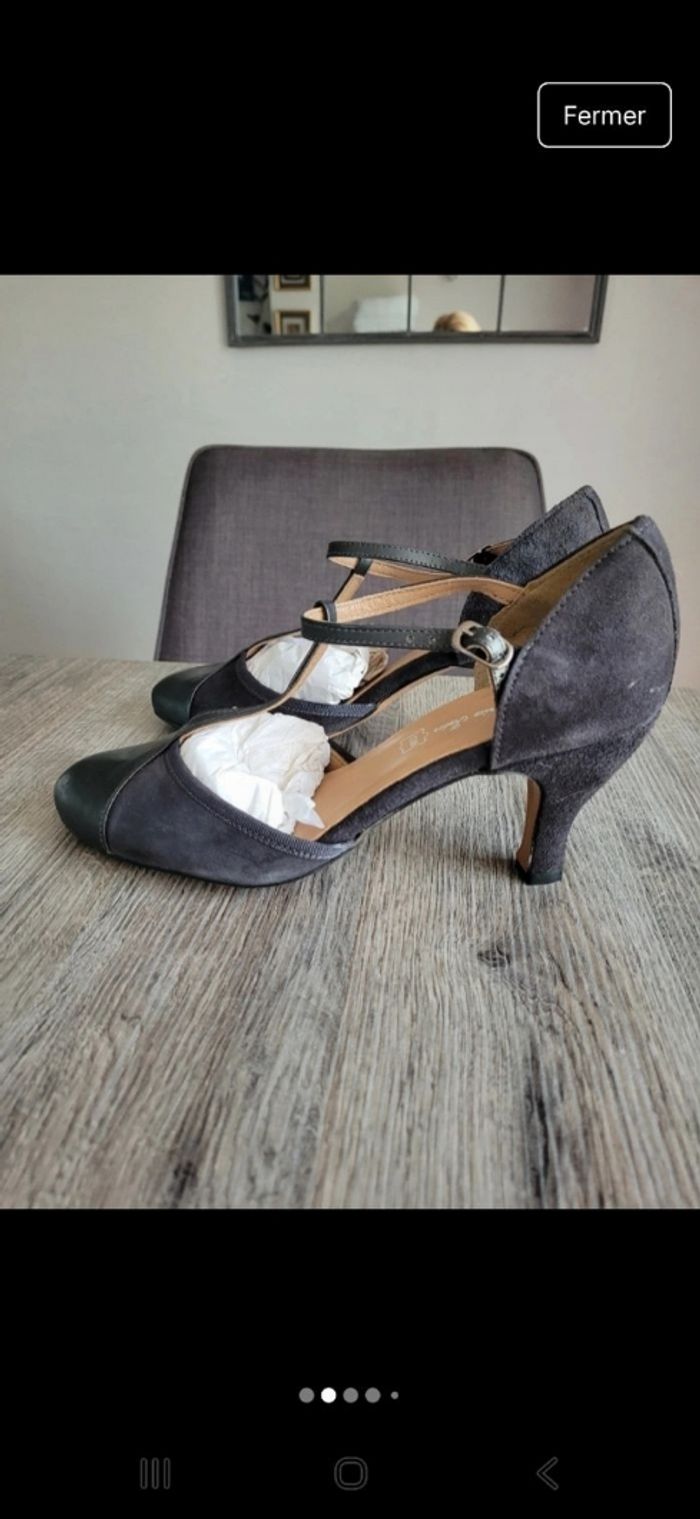 Escarpins ouvert noir anthracite cuir et daim à talon