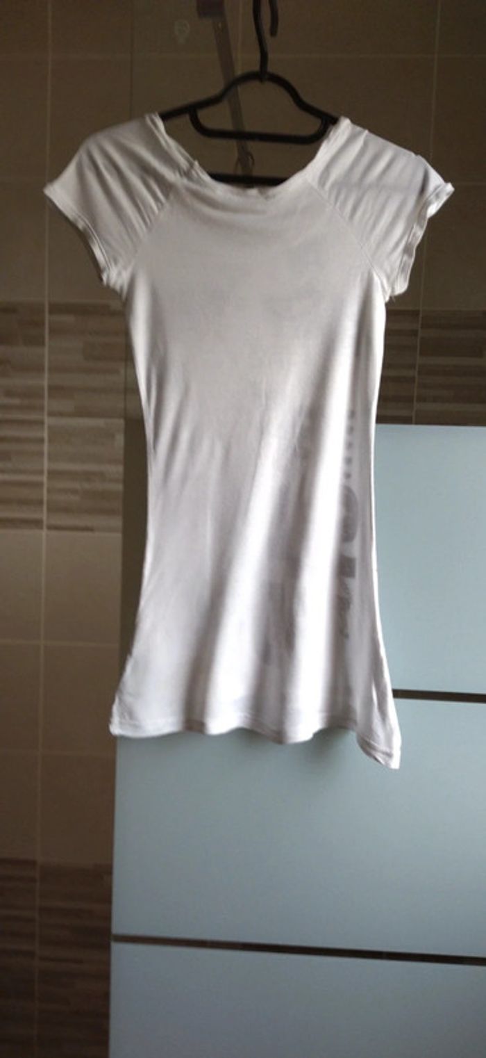 T-shirt long Jennyfer - photo numéro 2