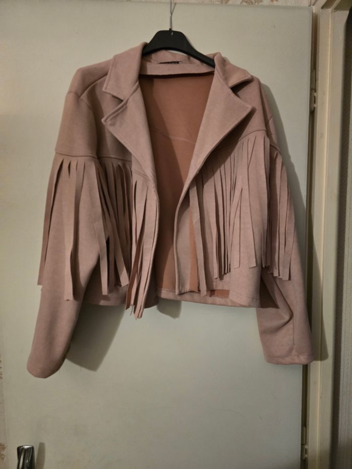 Veste en suédine avec franges
