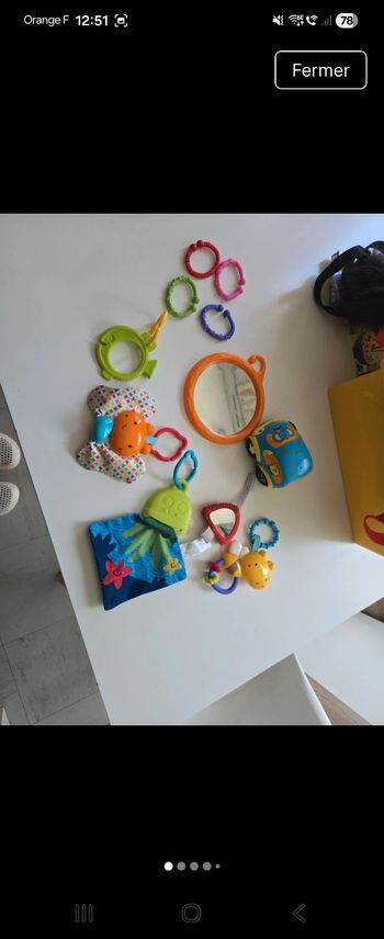 Lot jouets bebe