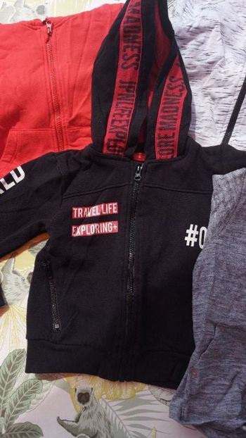 Lot de 5 gilets garçon 4 ans