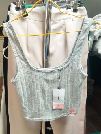 Top court gris taille S Lefties neuf