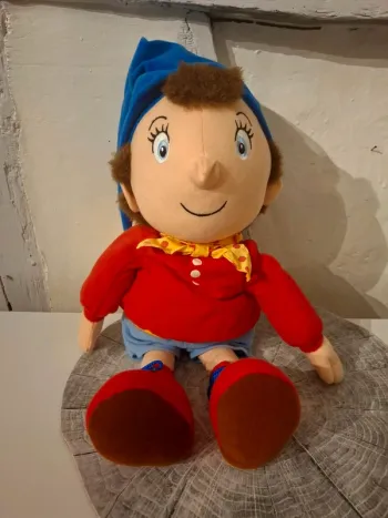 Peluche range pyjama Oui-Oui - 55 cm