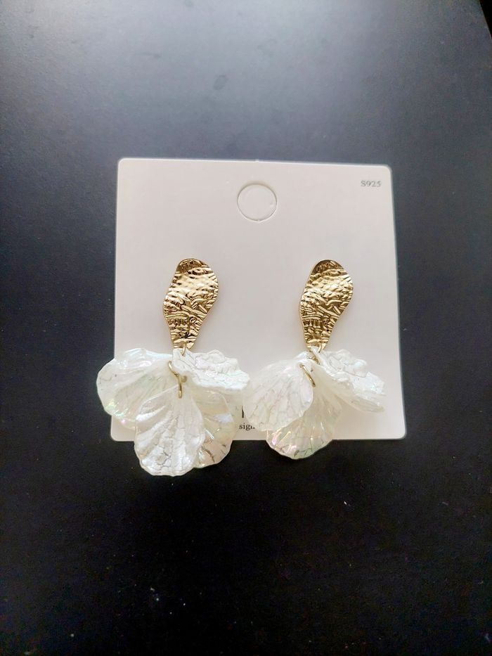 Boucles d'oreilles - photo numéro 2