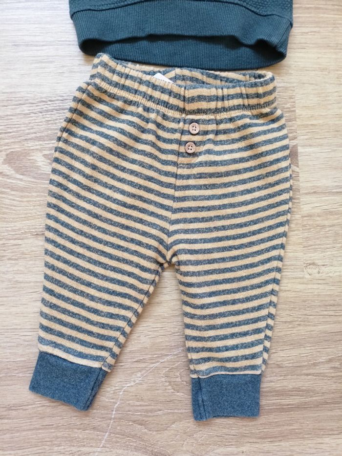 Ensemble 3 mois gris moutarde - photo numéro 3