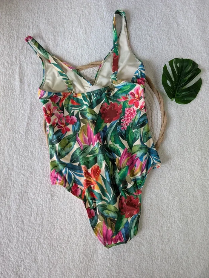 🌺 Maillot de bain une pièce Primark – M - photo numéro 2
