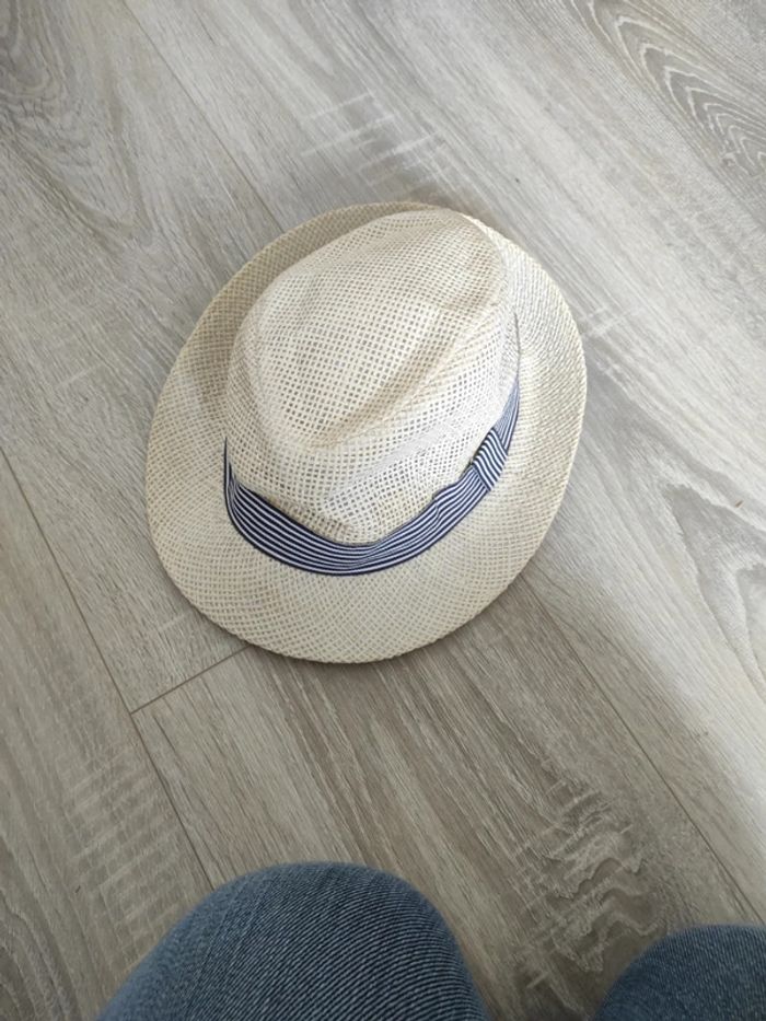 Chapeau - photo numéro 3