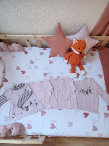 Lot de 4 tee-shirts manches longues - Rose pâle - 12 mois - Très bon état