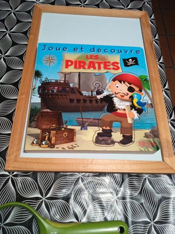 Livre puzzle joue et découvre les pirates
