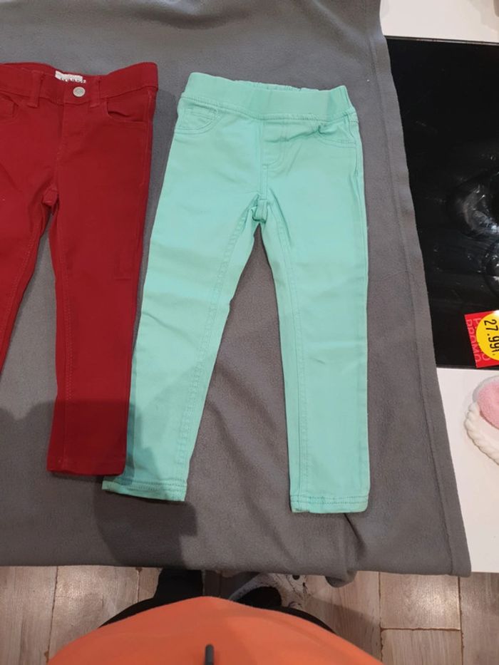 Deux pantalons - photo numéro 2