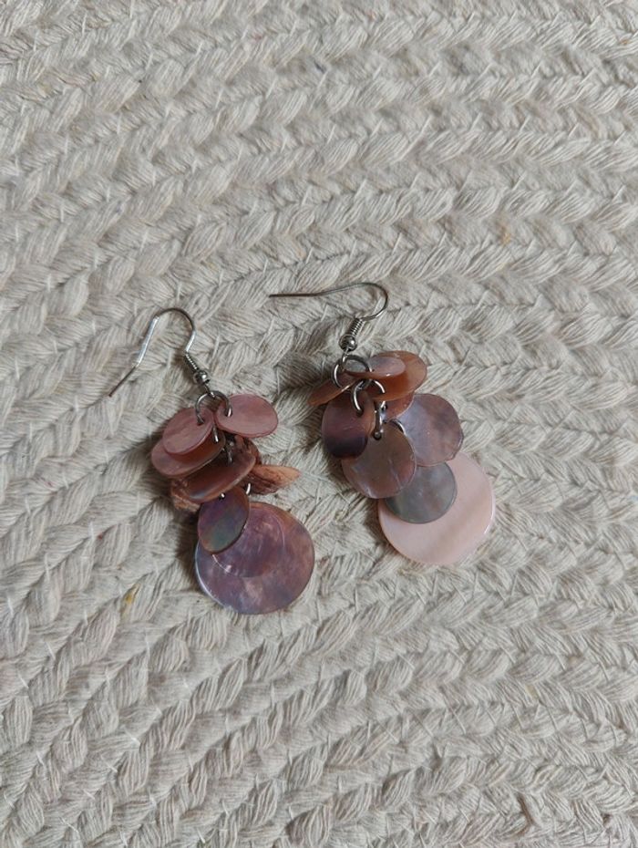 Boucles d'oreilles roses