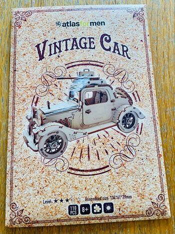 Puzzle 3 D en bois - vintage car 