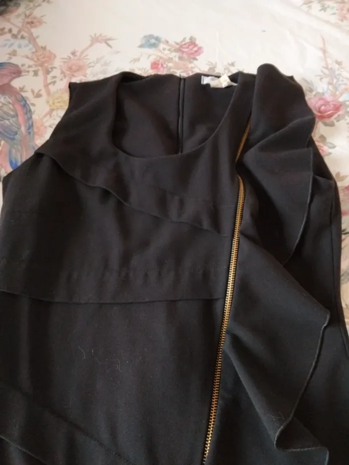 Robe chic noire - photo numéro 2