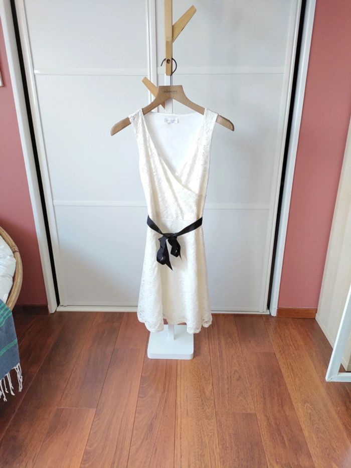 Robe Cache cœur dentelle - photo numéro 2