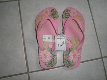 Tongs rose P36 Neuves