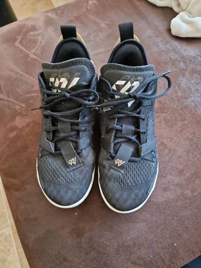 Basket air Jordan noir - photo numéro 5