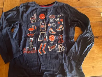Teeshirt du pareil au même thème basket 8 ans