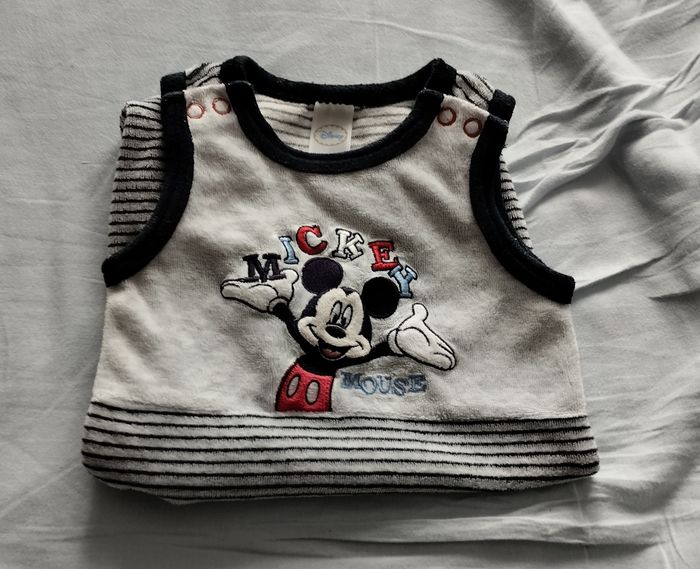 Salopette velours Mickey taille 3 mois - photo numéro 3