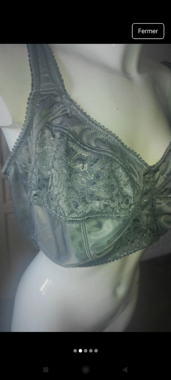 Très belle soutien gorge L4 - photo numéro 2