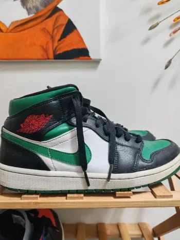 Basket Nike Jordan 1 mid