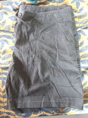 Short marron/gris foncé