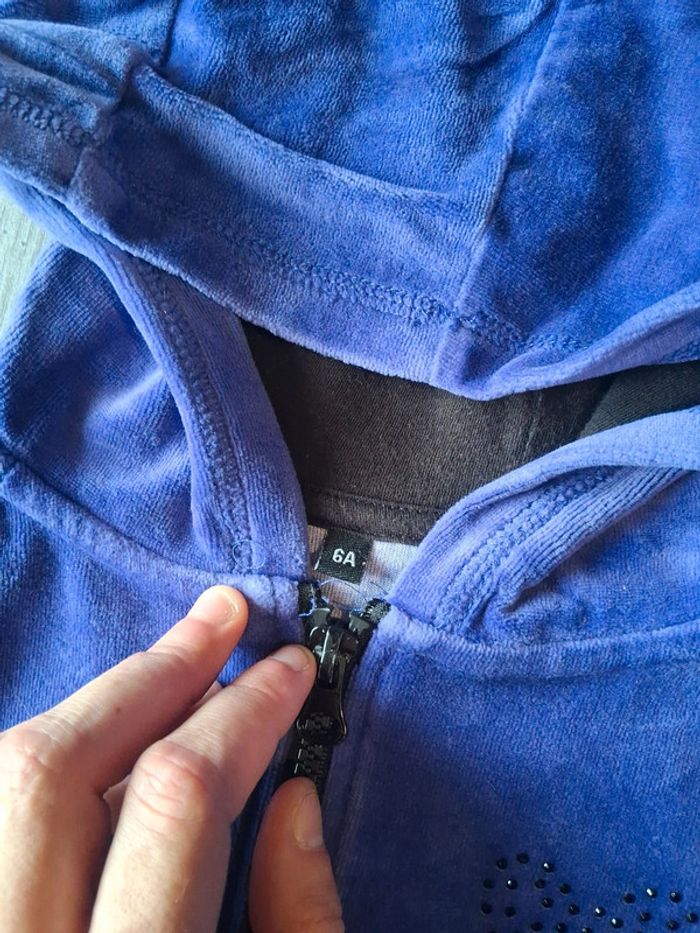 Gilet zippé a capuche 6ans - photo numéro 2