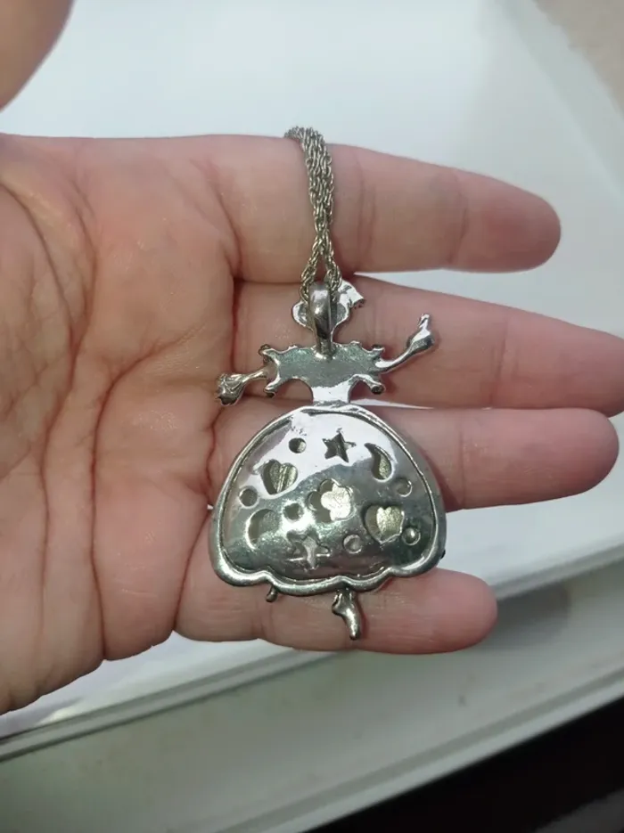 Sautoir avec pendentif dame danseuse - photo numéro 3