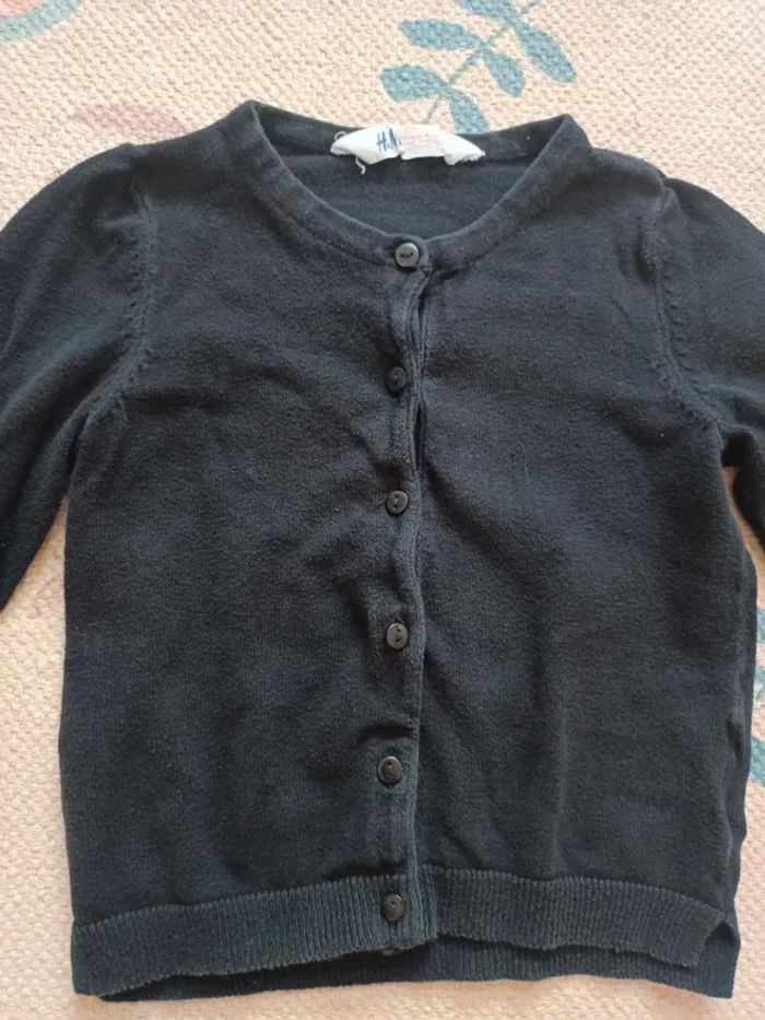 Gilet noir h&m 4/6 ans - photo numéro 3