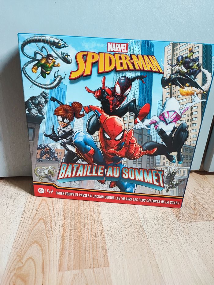 Jeu de société Spiderman "La Bataille au sommet"