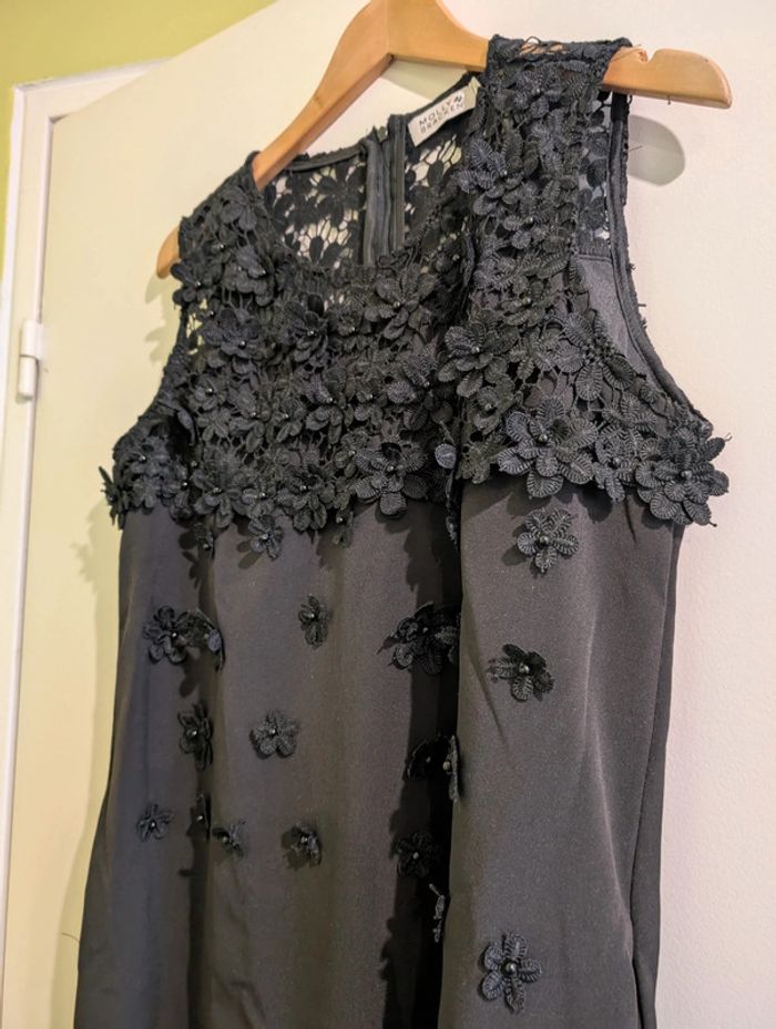 Robe noire fleurs brodées perles Molly Bracken taille L - photo numéro 5