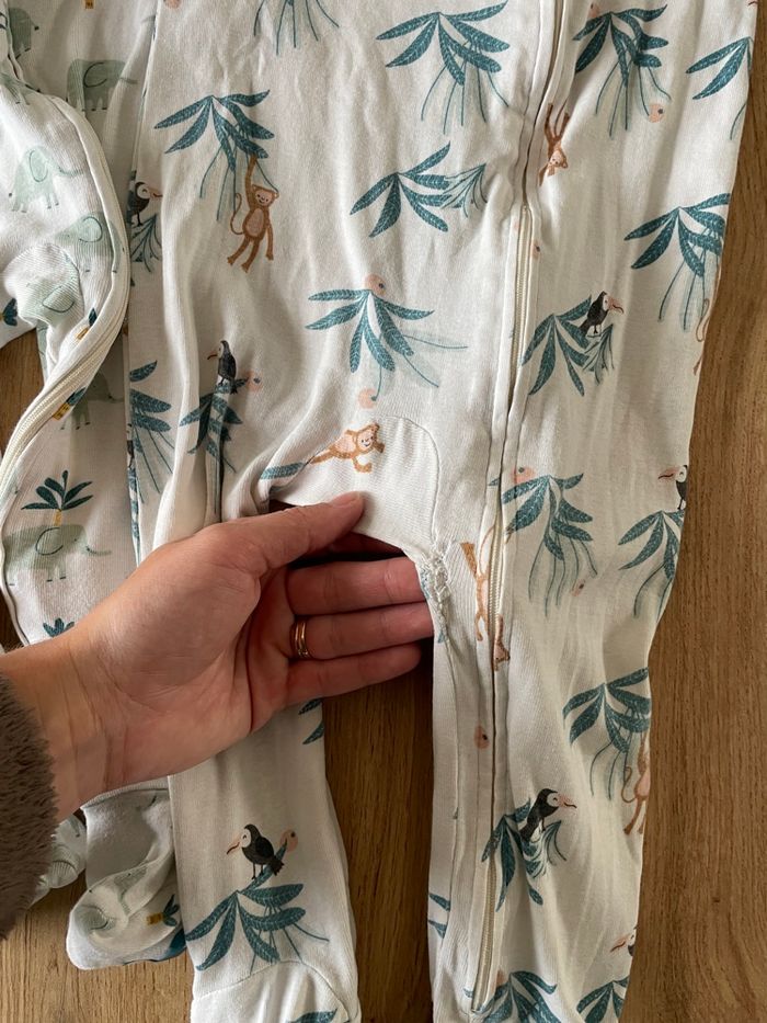 Lot 4 pyjama léger 18 mois - photo numéro 5