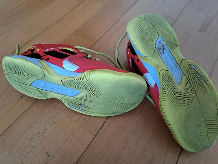 Baskets Babolat taille 38 - photo numéro 4
