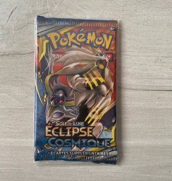 Booster Pokémon SL12  Éclipse Cosmique 