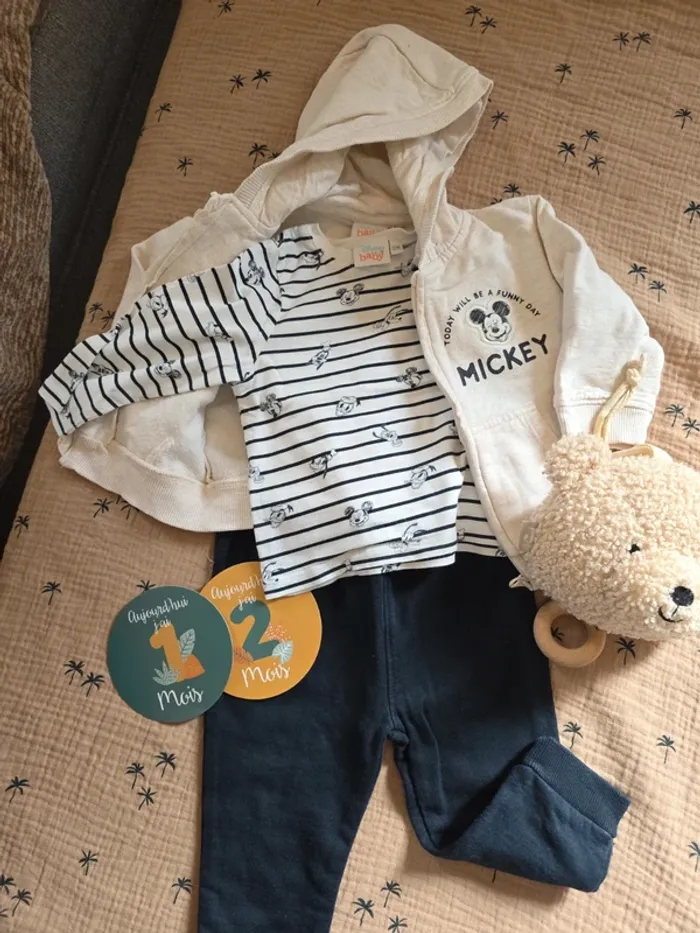 Ensemble Disney baby 3 pièces neuf - photo numéro 2