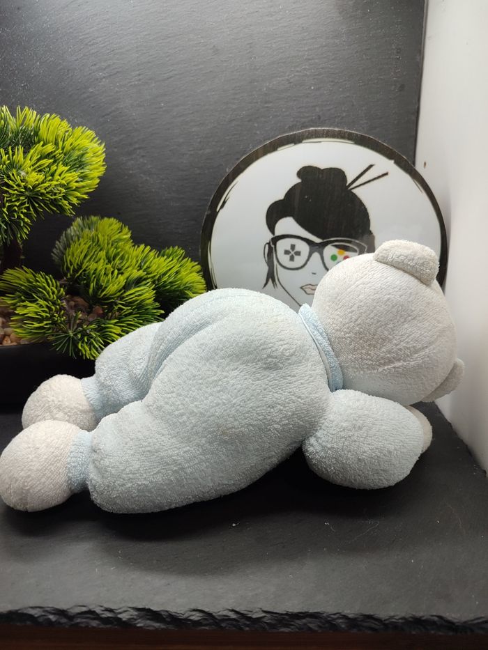 Doudou chat ours koala bleu blanc couché dort Sucre d'orge bleu blanc éponge - photo numéro 2